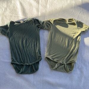 Kate Quinn short sleeve onesies 18-24 months